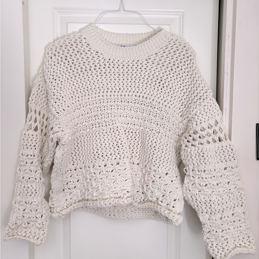 ZARA knit sweater 🤍